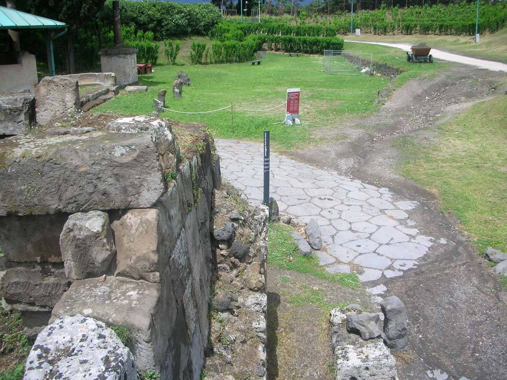 Vesuvian Gate, Pompeii. May 2010. Looking north along upper west wall at north end of gate. Photo courtesy of Ivo van der Graaff.