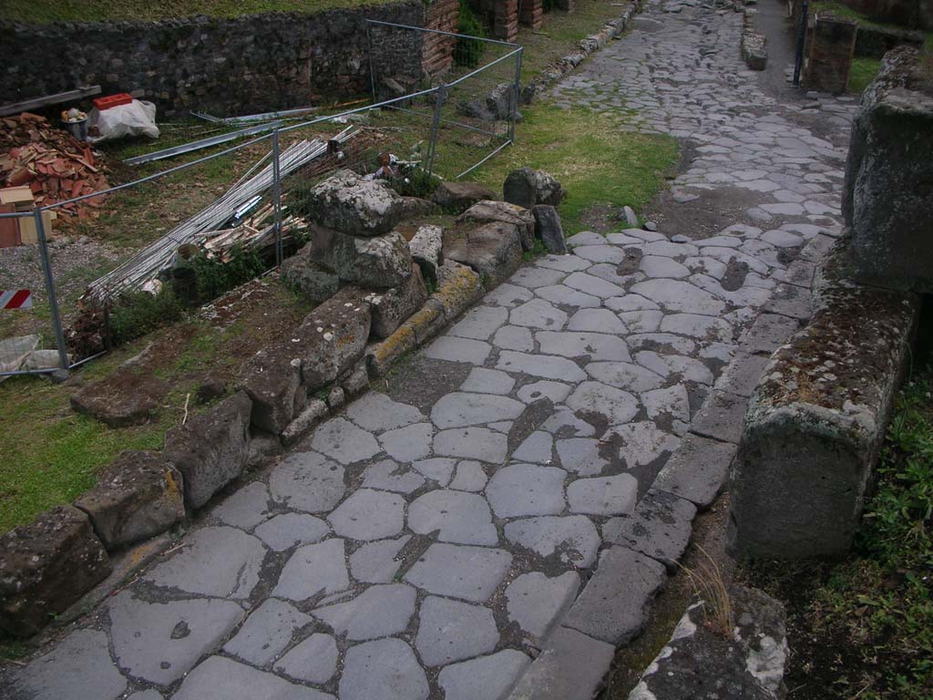 Vesuvian Gate, Pompeii. May 2010. Looking towards south end of gate from west side of upper area. Photo courtesy of Ivo van der Graaff.

