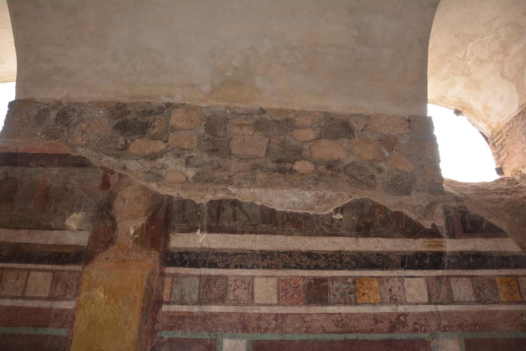 I.6.2 Pompeii. September 2019. Detail from upper west wall of east wing, contd.
Foto Annette Haug, ERC Grant 681269 DCOR.
