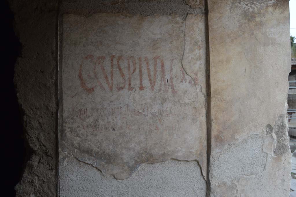 I.7.1 Pompeii. October 2017. Looking towards painted graffiti on west wall of entrance corridor.
This graffiti gave the house one of its names – The House of Cuspius Pansa.
Foto Taylor Lauritsen, ERC Grant 681269 DÉCOR.


