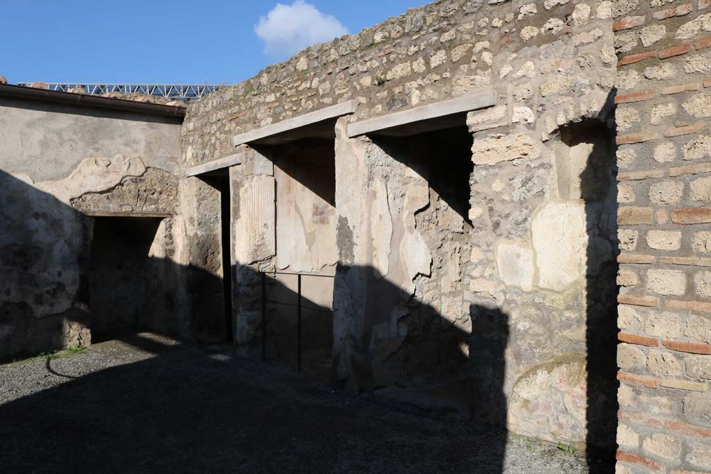 I.7.11 Pompeii. December 2018. Looking towards north-east side of the atrium. Photo courtesy of Aude Durand.