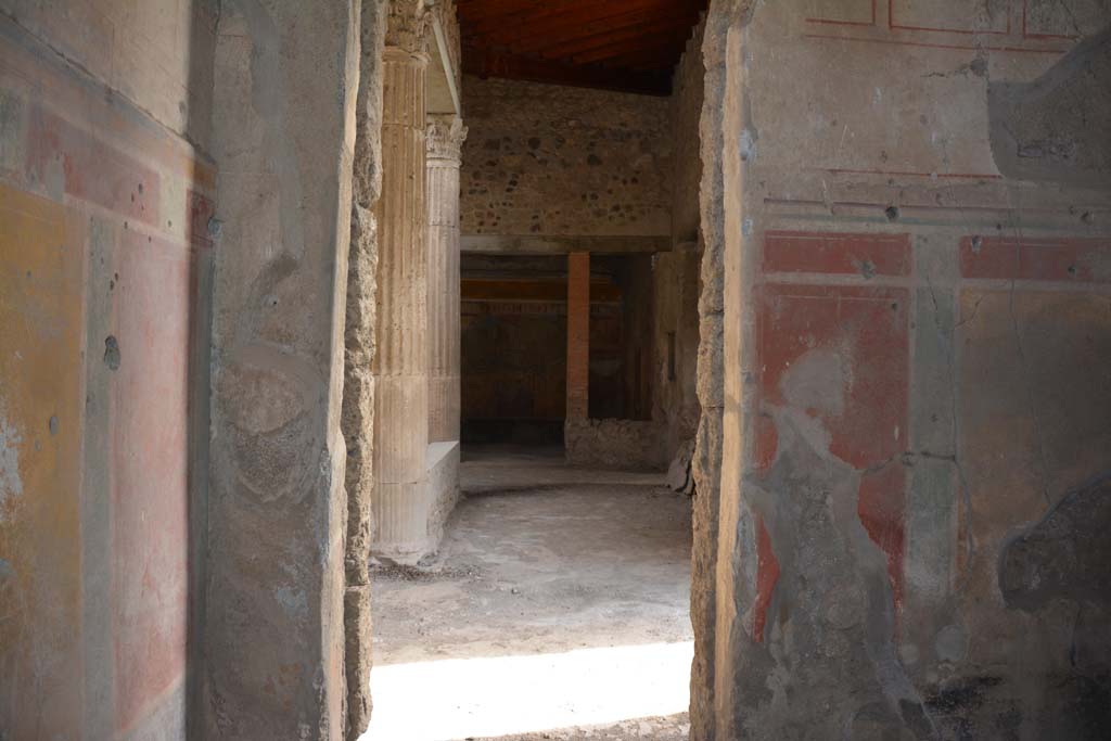 I.8.17 Pompeii. March 2019. Looking towards north-east corner and doorway to atrium at north end of east wall.
Foto Annette Haug, ERC Grant 681269 DCOR.


