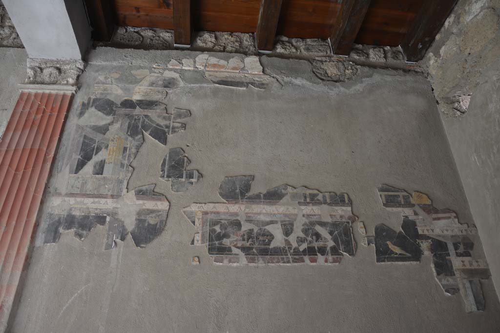 I.9.1 Pompeii. October 2019. Room 8, west wall at north end of triclinium.
Foto Annette Haug, ERC Grant 681269 DCOR.
