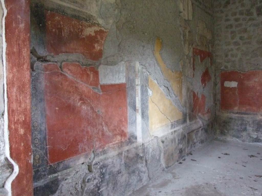 III.2.1 Pompeii.  March 2009.  Room 15.  Triclinium.  East wall.