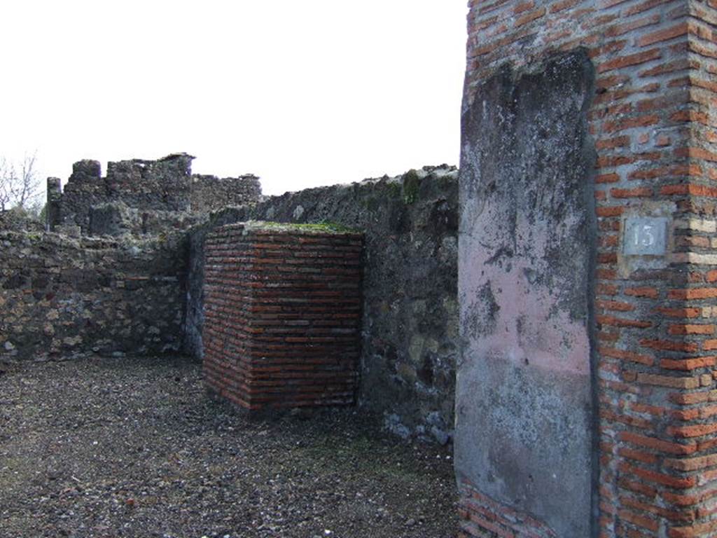 VI.1.13 Pompeii. December 2005. South wall.