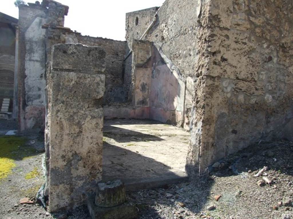 VI.8.22 Pompeii. March 2009. Doorway to triclinium, from north-west corner of atrium in west wall of ala. 