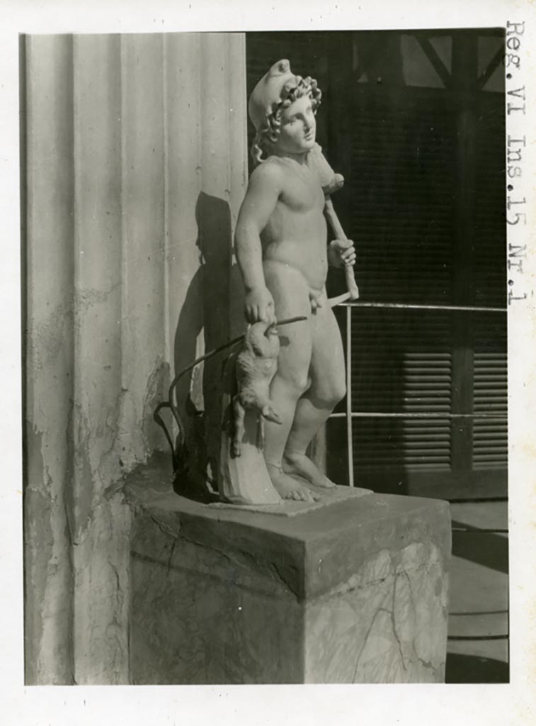 VI.15.1 Pompeii. Pre-1937-39. Marble statuette in north-west corner.
Photo courtesy of American Academy in Rome, Photographic Archive. Warsher collection no. 1387.
