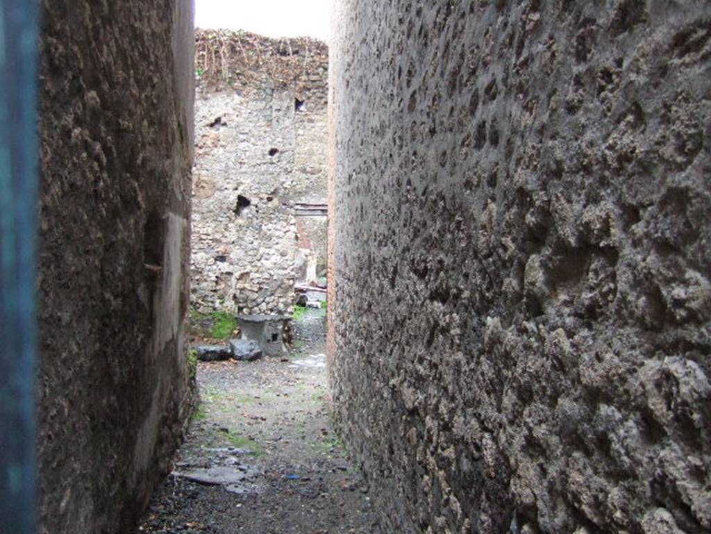 VII.1.46 Pompeii. December 2005. Corridor 15 leading east to rooms 12, 13 and 14.