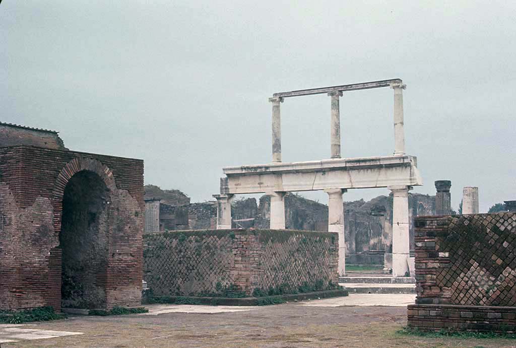 VII.8 Pompeii. November 1966. Looking towards the south-west corner of the Forum. Photo courtesy of Rick Bauer.