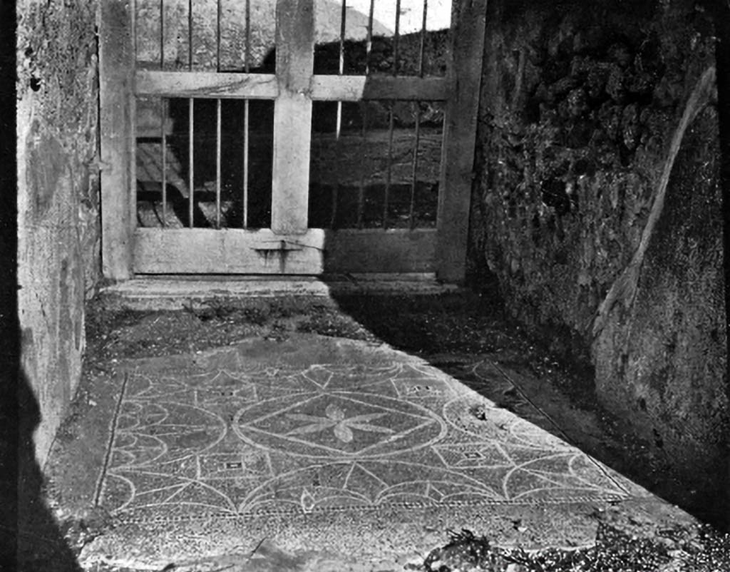 VIII.2.13 Pompeii. c.1930. Looking east along entrance corridor towards entrance doorway.
See Blake, M., (1930). The pavements of the Roman Buildings of the Republic and Early Empire. Rome, MAAR, 8, (p.31, 118, & Pl.5, tav. 4).
