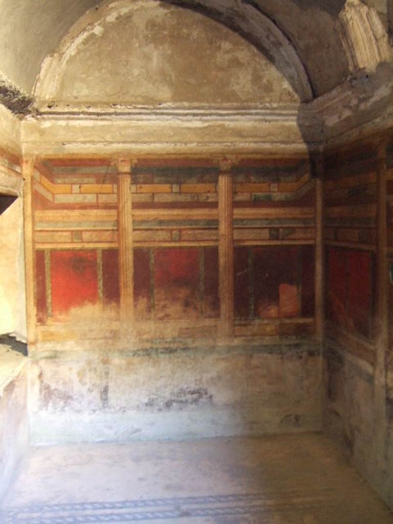 Villa of Mysteries, Pompeii. May 2006. Room 8, north wall.