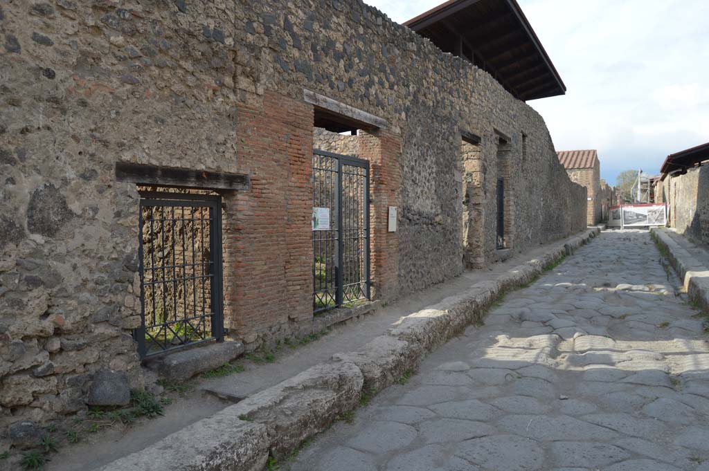 Via di Nocera, west side, Pompeii. October 2017. Looking north from I.20.1, on left, towards I.20.4. 
Foto Taylor Lauritsen, ERC Grant 681269 DÉCOR.

