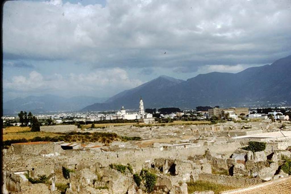 T11 Pompeii. Tower XI. 1959. Looking SE towards modern Pompeii. Photo by Stanley A. Jashemski.
Source: The Wilhelmina and Stanley A. Jashemski archive in the University of Maryland Library, Special Collections (See collection page) and made available under the Creative Commons Attribution-Non Commercial License v.4. See Licence and use details.
J59f0592
