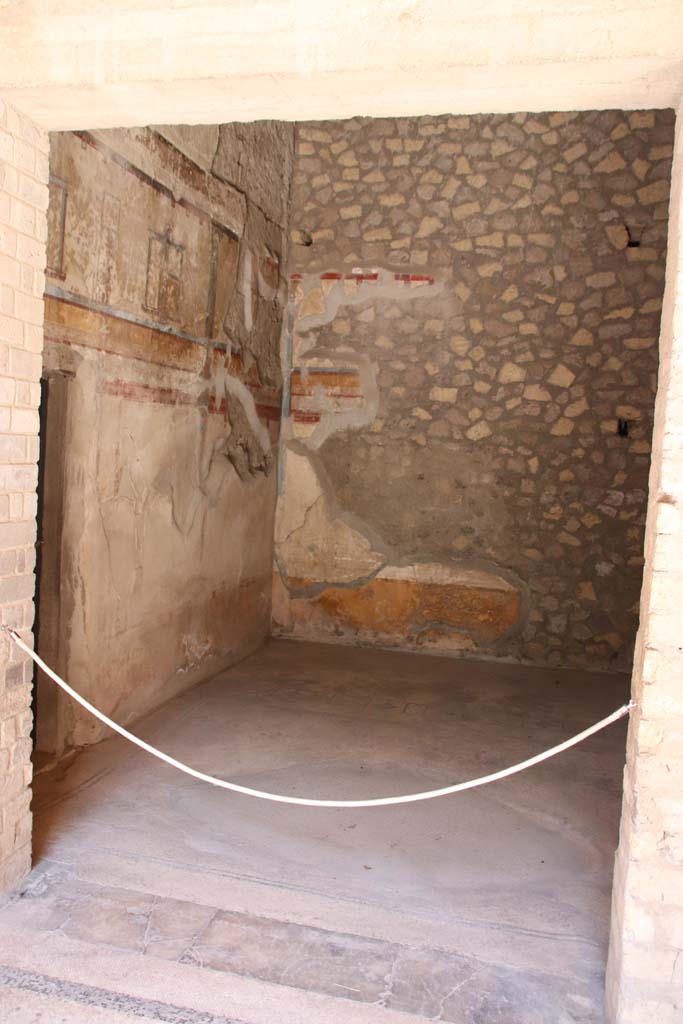 Oplontis Villa of Poppea, September 2021. 
Room 25, looking towards west and north wall from doorway. Photo courtesy of Klaus Heese. 
