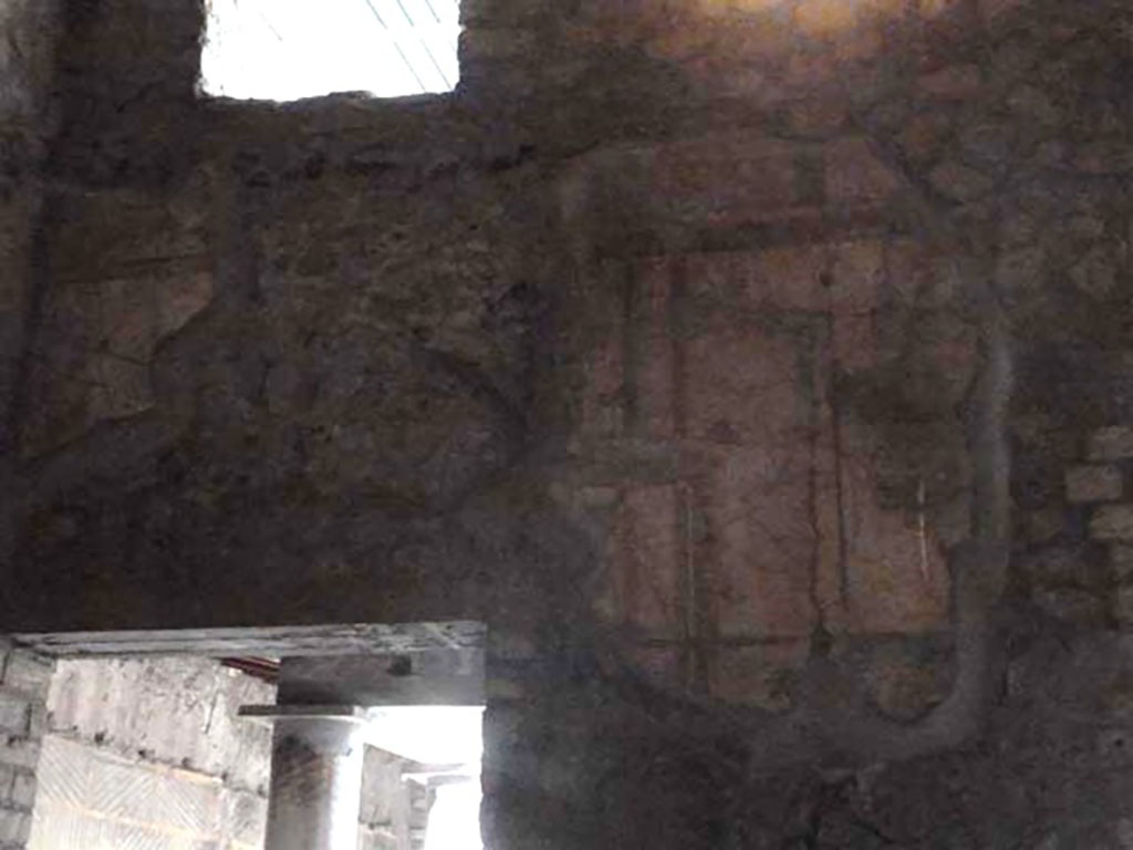 Oplontis Villa of Poppea, September 2015. Room 27, remains of wall paintings on east wall in north-east corner.