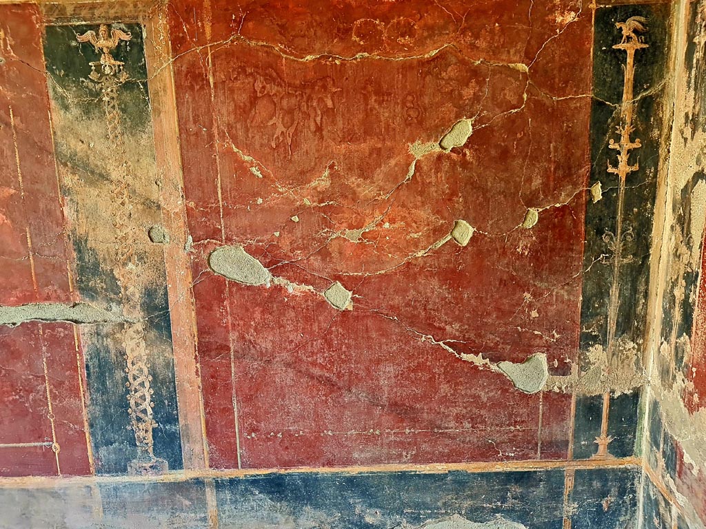 Oplontis Villa of Poppea, October 2023. Portico 40, detail of north wall in north-east corner. Photo courtesy of Giuseppe Ciaramella. 
