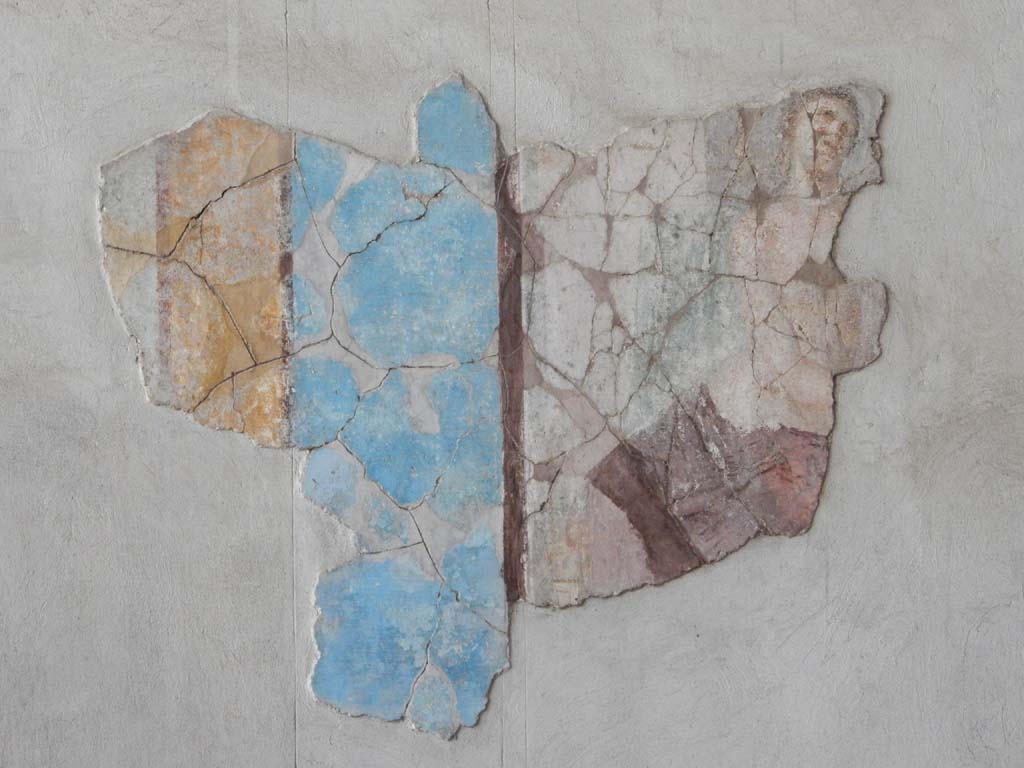 Stabiae, Villa Arianna, June 2019. Room 3, east wall, left side of the painting. Photo courtesy of Buzz Ferebee.