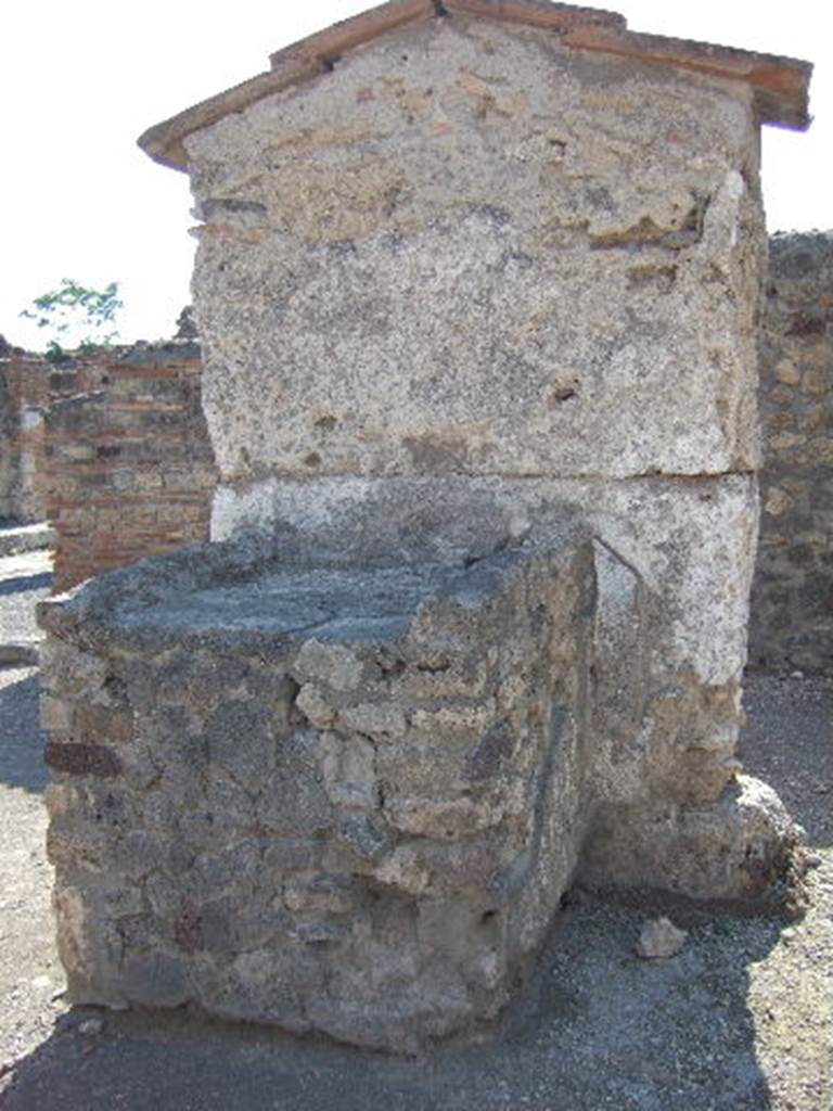 Altar outside VI.14.17-18. May 2005.