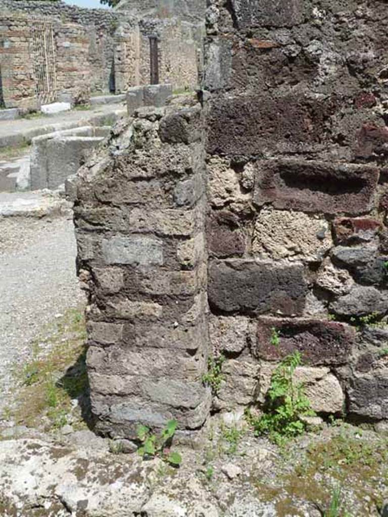 IX.8.1 Pompeii. May 2010. West end.
