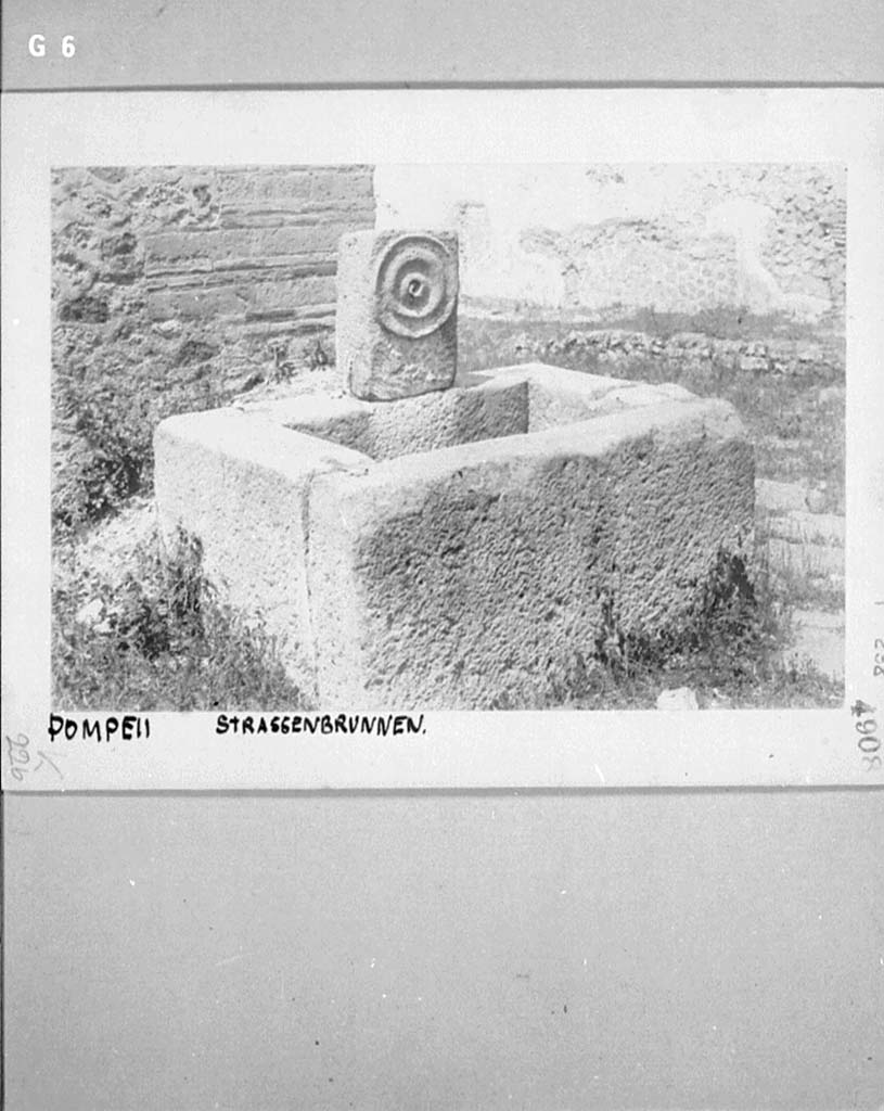 Fountain at 1.5.2, Pompeii.
DAIR 1305_G06. Photo � Deutsches Arch�ologisches Institut, Abteilung Rom, Arkiv. 
Foto Taylor Lauritsen, ERC Grant 681269 D�COR.
