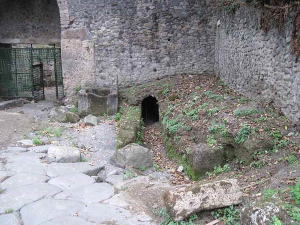 Pompeii Stabian Gate. September 2010. North-west corner of gate with fountain and drain. Photo courtesy of Drew Baker.

