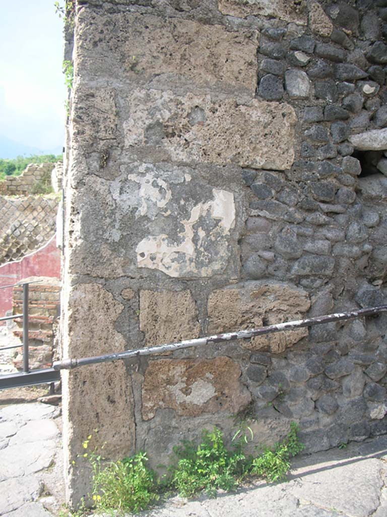 Porta Marina, Pompeii. May 2011.
North wall at west end of larger tunnel for goods and animals. Photo courtesy of Ivo van der Graaff.