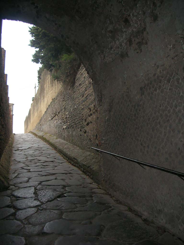 Porta Marina, Pompeii. May 2011.
Looking east along south wall of wider tunnel in gate. Photo courtesy of Ivo van der Graaff.