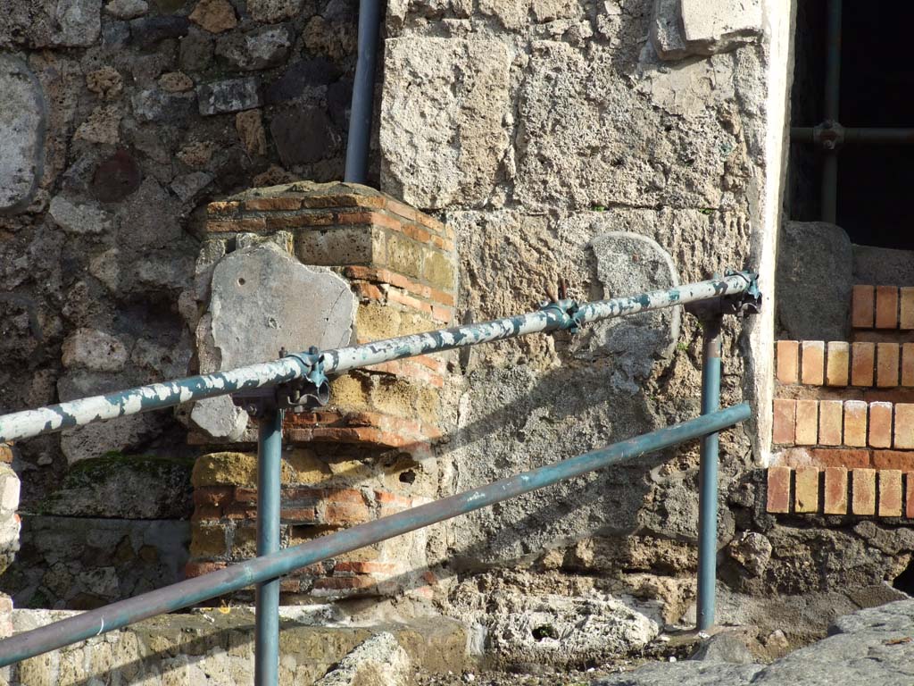 Pompeii Porta Marina. December 2006. Lower left front of pedestrian gate, on north side.