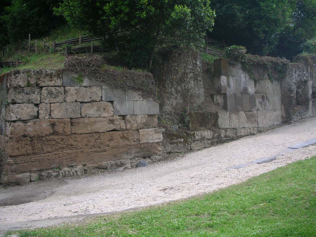 Porta di Sarno or Sarnus Gate. May 2010. Looking west along south side of gate. Photo courtesy of Ivo van der Graaff.

