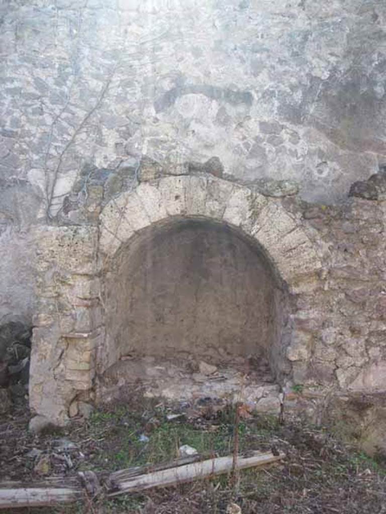 I.2.10 Pompeii. September 2010. Looking west in the peristyle area. Photo courtesy of Drew Baker.