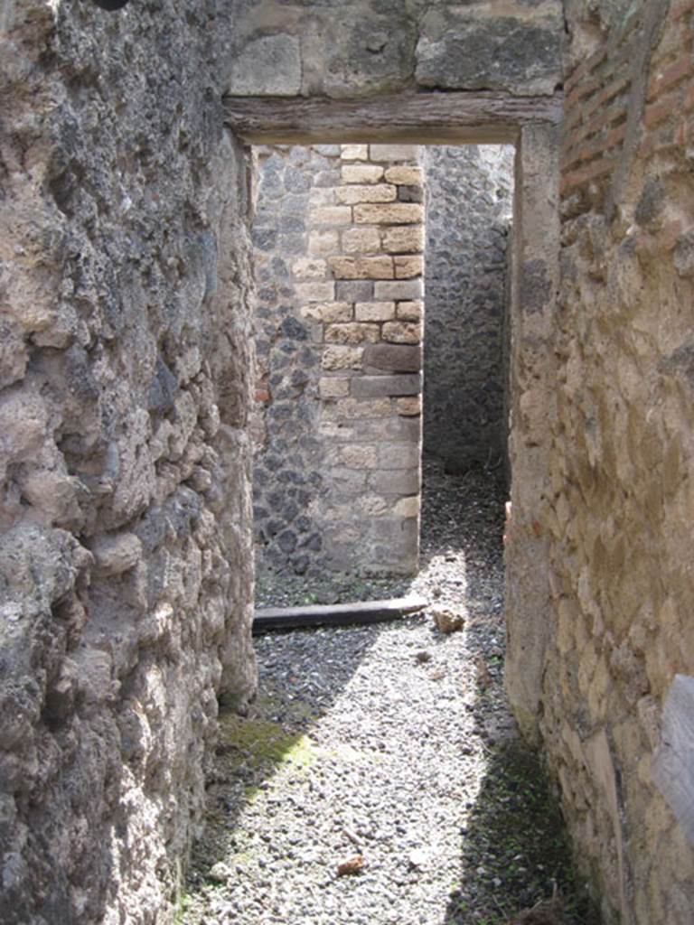 I.3.3 Pompeii. September 2010. Looking south along corridor. Photo courtesy of Drew Baker.