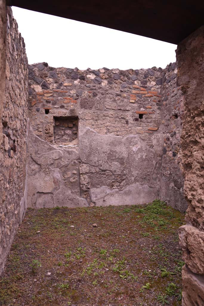 I.4.4 Pompeii. October 2019. Looking east through doorway into rear room.
Foto Tobias Busen, ERC Grant 681269 D�COR.
