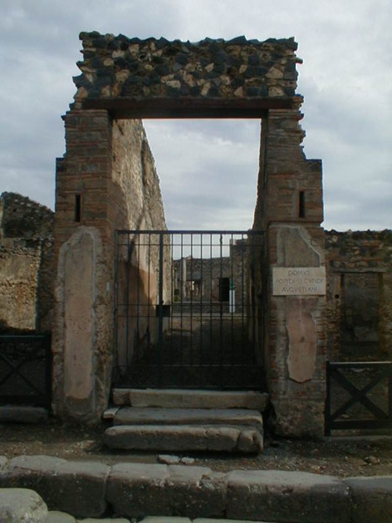 I.4.5 Pompeii. September 2004. Entrance. Found here in April 1853 – 
CIL IV 1003, written in red:
Caprasium
II vir(um) o(ro) v(os) f(aciatis).

CIL IV 1004 written in black:
Secundum
II vir(um) v(iis) a(edibus) s(acris) p(ublicis) p(rocurandis) o(ro) v(os) f(aciatis).

CIL IV 1005 written in black:
L(ucium) C(eium) S(ecundum) II vir(um) o(ro) v(os) f(aciatis).

Found on the pilaster between I.4.6 and I.4.5, on the left, 
CIL IV 1020 written in black above red:
L(ucium) P(opidium) S(aecundum) o(ro) v(os) f(aciatis)

See Pagano, M. and Prisciandaro, R., 2006. Studio sulle provenienze degli oggetti rinvenuti negli scavi borbonici del regno di Napoli. Naples : Nicola Longobardi. (p.167-8)
