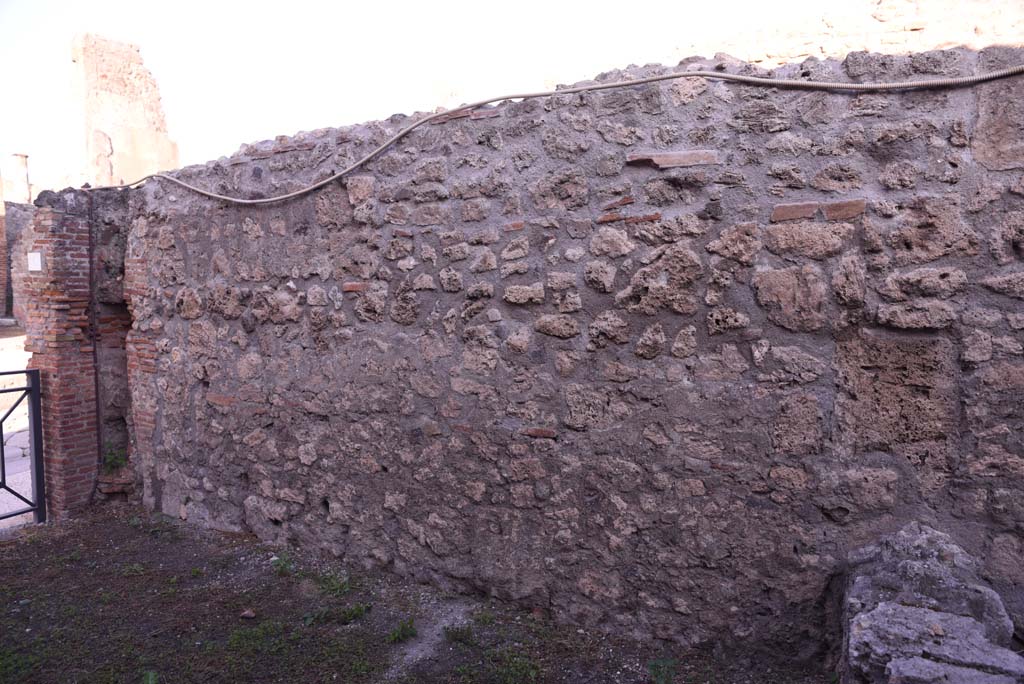 I.4.6 Pompeii. October 2019. North wall of shop-room, at west end.
Foto Tobias Busen, ERC Grant 681269 D�COR.



