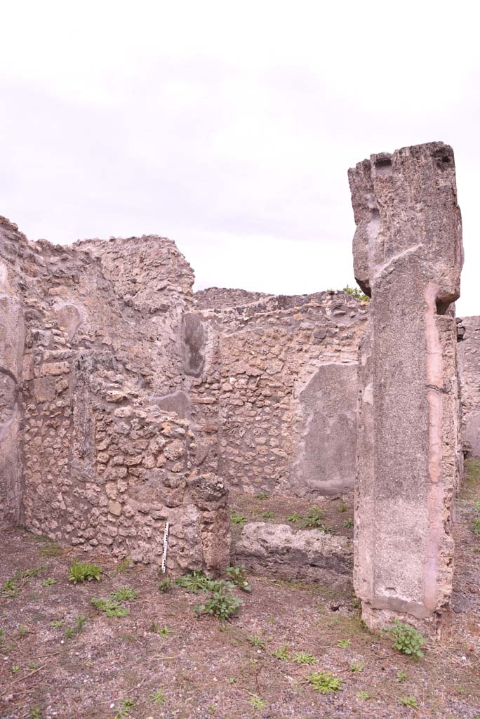 I.4.9 Pompeii. October 2019. North ala, e, looking towards east wall, with doorway into room f.
Foto Tobias Busen, ERC Grant 681269 D�COR.
