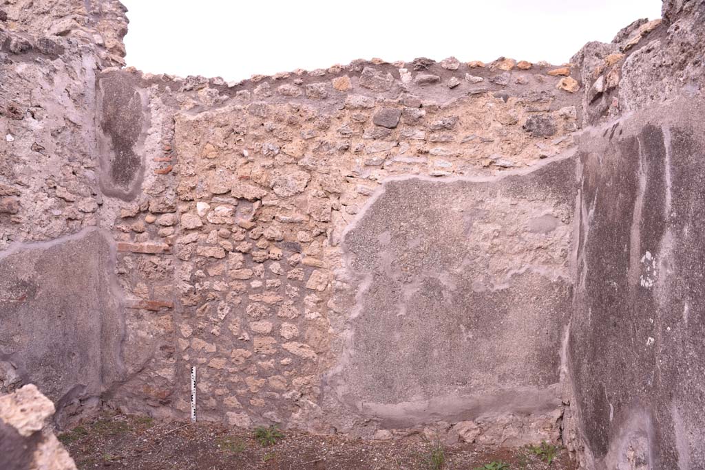 I.4.9 Pompeii. October 2019. Room f, east wall.
Foto Tobias Busen, ERC Grant 681269 D�COR.
