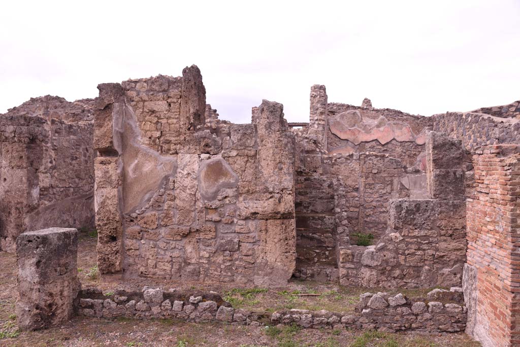I.4.9 Pompeii. October 2019. Corridor i, looking north from tablinum.
Foto Tobias Busen, ERC Grant 681269 D�COR.
