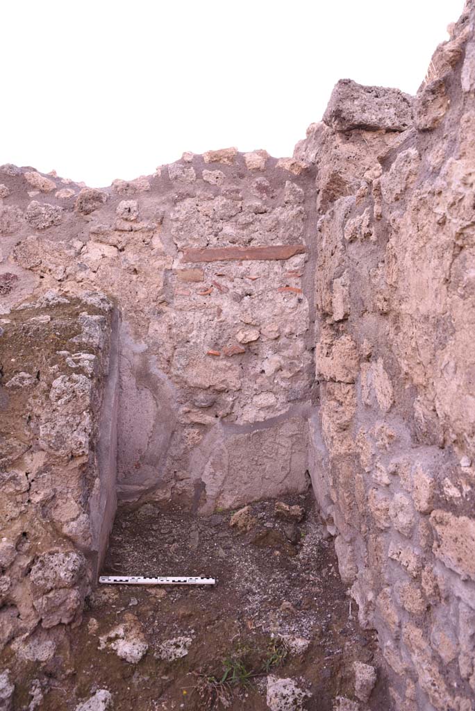 I.4.9 Pompeii. October 2019. Room I (L), alcove at north end of west wall.
Foto Tobias Busen, ERC Grant 681269 D�COR.
