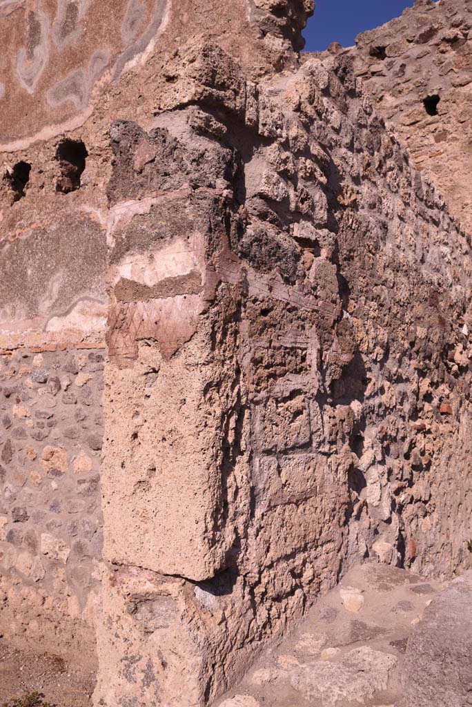 I.4.12 Pompeii. October 2019. 
Area g, separating pilaster into room h, on left, with area of steps to upper floor, on right. 
Foto Tobias Busen, ERC Grant 681269 D�COR.
