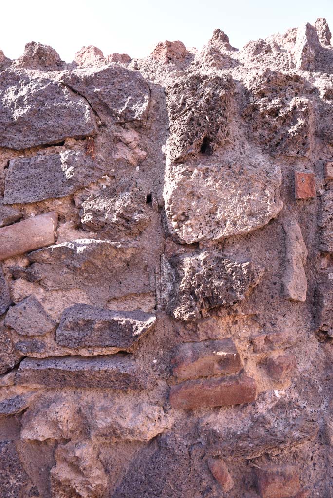 I.4.12 Pompeii. October 2019. Room d, detail from west wall at north end.
Foto Tobias Busen, ERC Grant 681269 D�COR.
