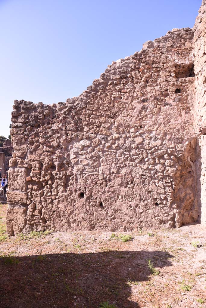 I.4.13 Pompeii. October 2019. Room b, looking towards west wall.
Foto Tobias Busen, ERC Grant 681269 D�COR.

