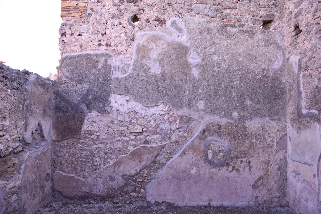 I.4.18 Pompeii. October 2019. Looking towards east side of workshop, with outline of stairs to upper floor.
Foto Tobias Busen, ERC Grant 681269 D�COR.
