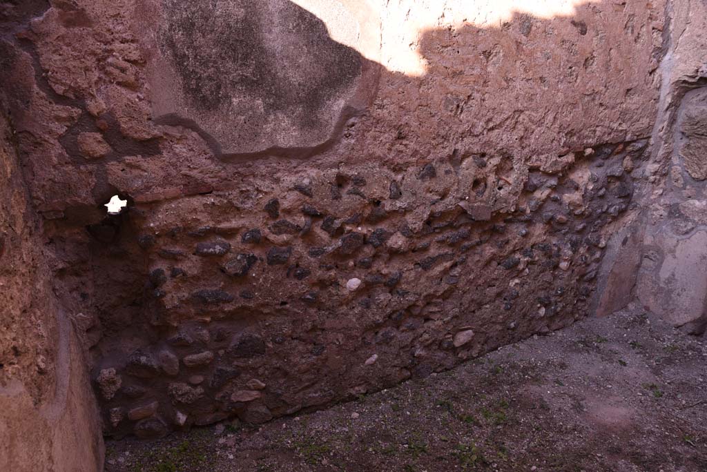 I.4.18 Pompeii. October 2019. West wall of rear room.
Foto Tobias Busen, ERC Grant 681269 D�COR.
