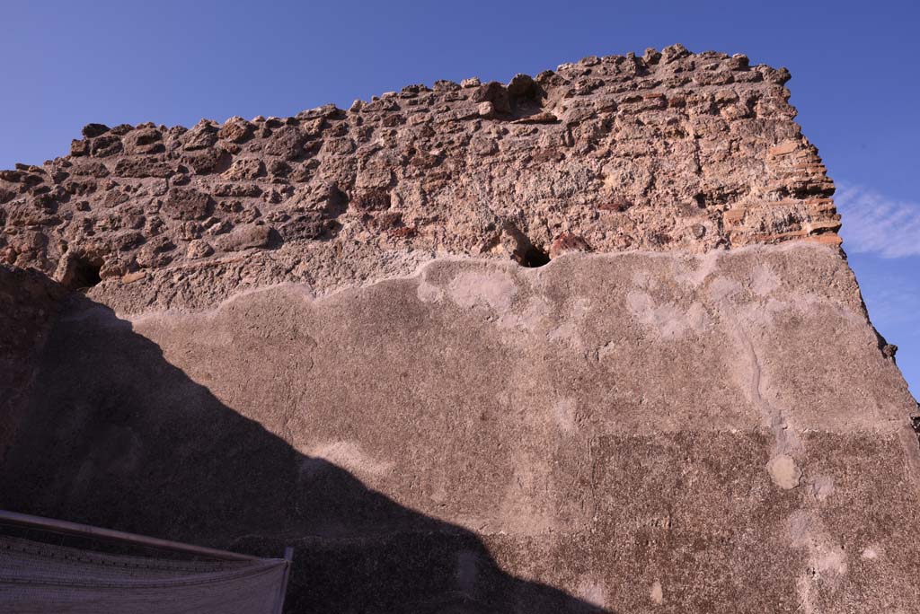 I.4.19 Pompeii. October 2019. Detail of upper west wall.
Foto Tobias Busen, ERC Grant 681269 D�COR.
