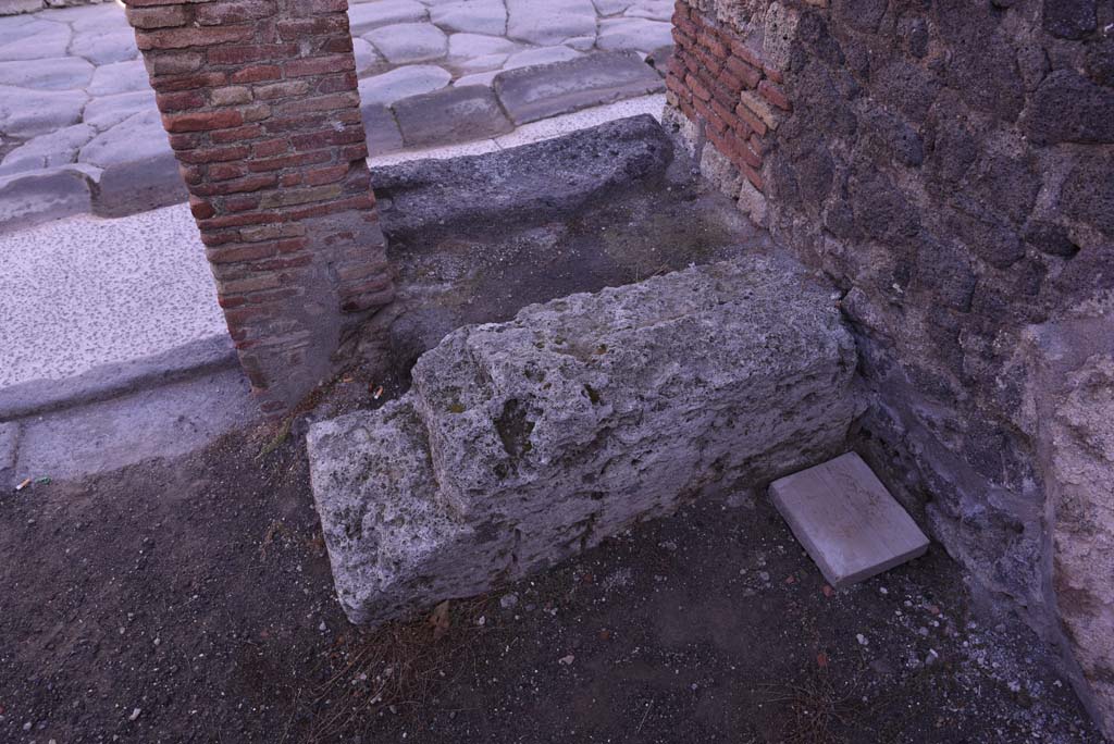 I.4.20/21 Pompeii. October 2019. Base of steps to upper floor, looking north from I.4.20.
Foto Tobias Busen, ERC Grant 681269 D�COR


