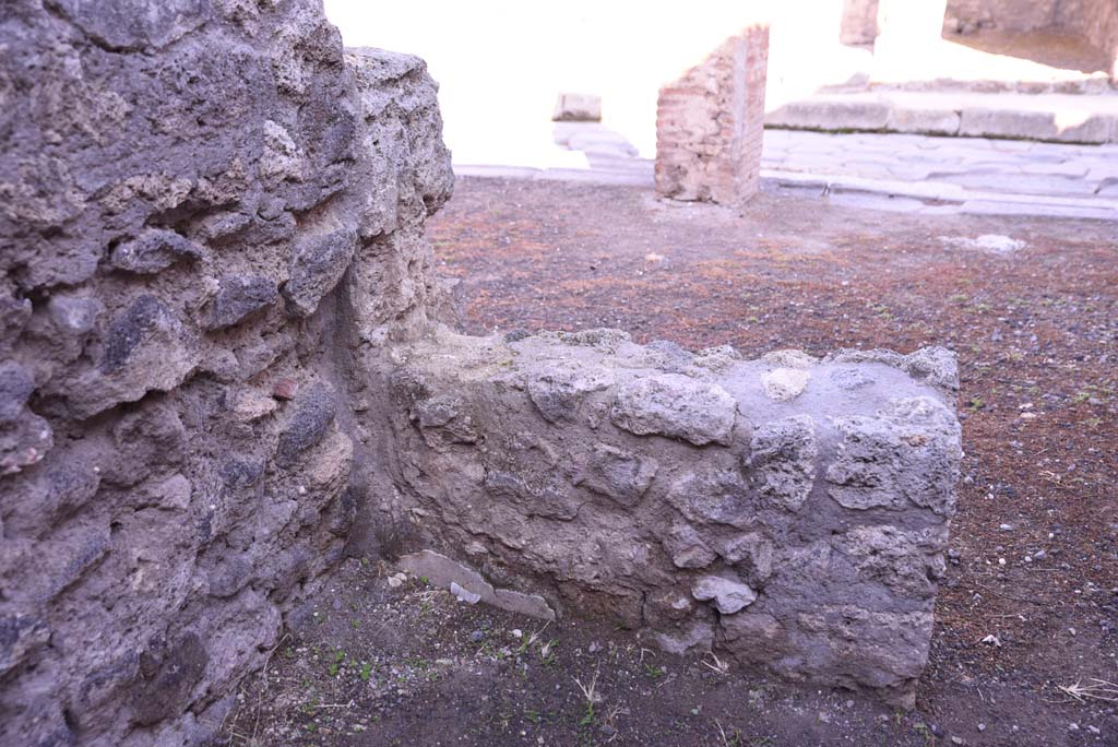 I.4.24 Pompeii. October 2019. Looking north to west side of dividing wall between rear room and shop. 
Foto Tobias Busen, ERC Grant 681269 D�COR.

