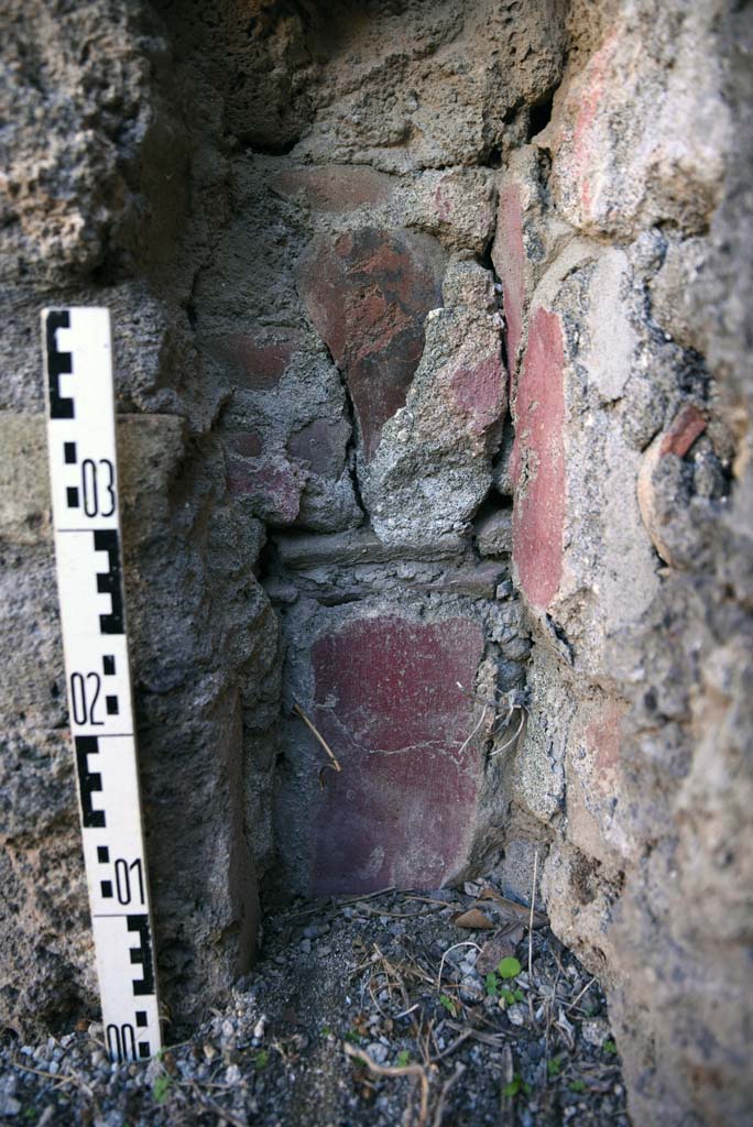 I.4.25/1.4.5 Pompeii. October 2019. South ala 12, detail from south-east corner.
Foto Tobias Busen, ERC Grant 681269 DÉCOR.