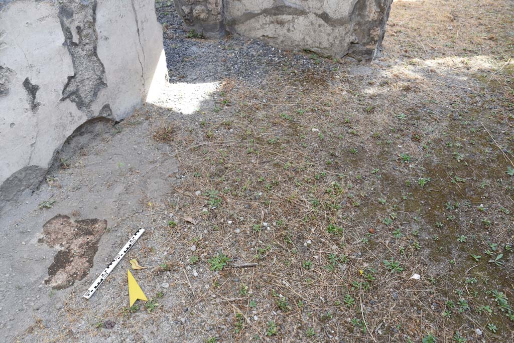 I.4.25 Pompeii. September 2020.
Room 52, looking across flooring towards north-east corner.
Foto Tobias Busen, ERC Grant 681269 D�COR
