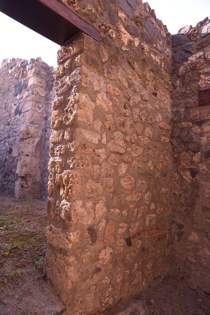 I.4.25/I.4.5 Pompeii. October 2019. 
West wall on north side of doorway into room 38/39 in Corridor 13A, or unnumbered corridor on north side of room 13.
Foto Tobias Busen, ERC Grant 681269 D�COR.
