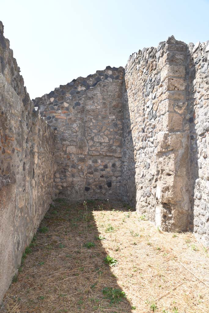 I.4.25/I.4.5 Pompeii. September 2020. Apodyterium 38, looking west into room 39.
Foto Tobias Busen, ERC Grant 681269 D�COR.
